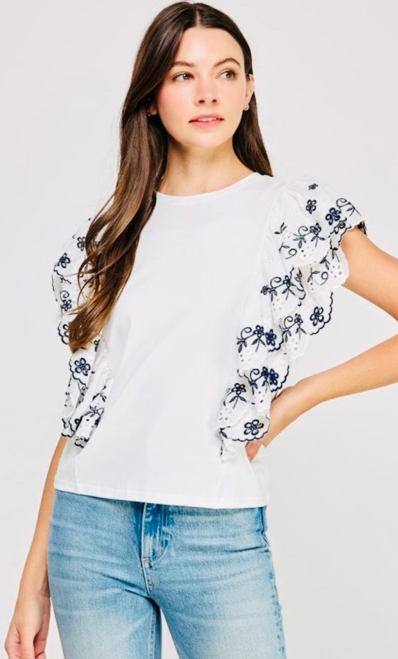 Ruffle embroidery round neck T-shirt